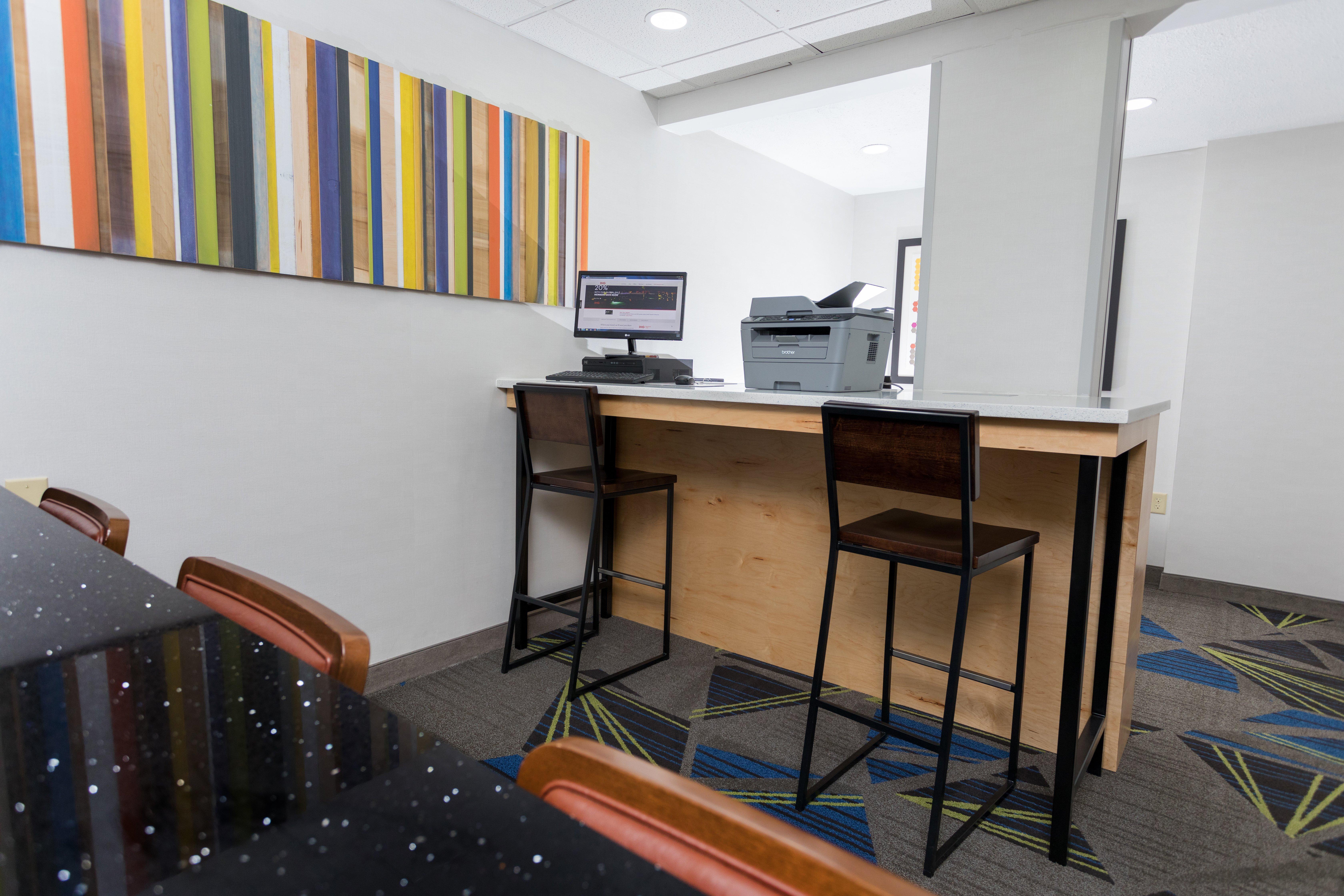 Holiday Inn Express Hotel & Suites Athens By Ihg Exterior foto